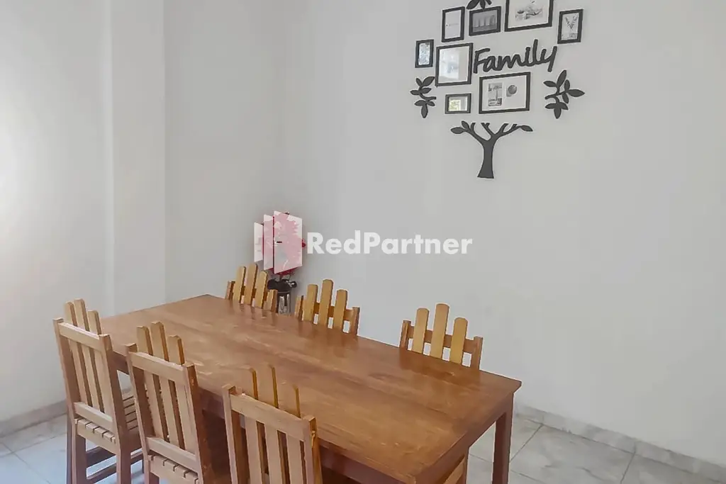 Пемерихан: Penginapan Jokowi Krui RedPartner