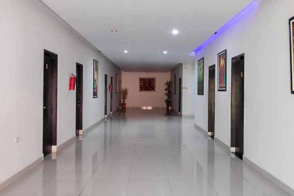 Бакаухени: Reddoorz Near Pelabuhan Bakauheni Lampung