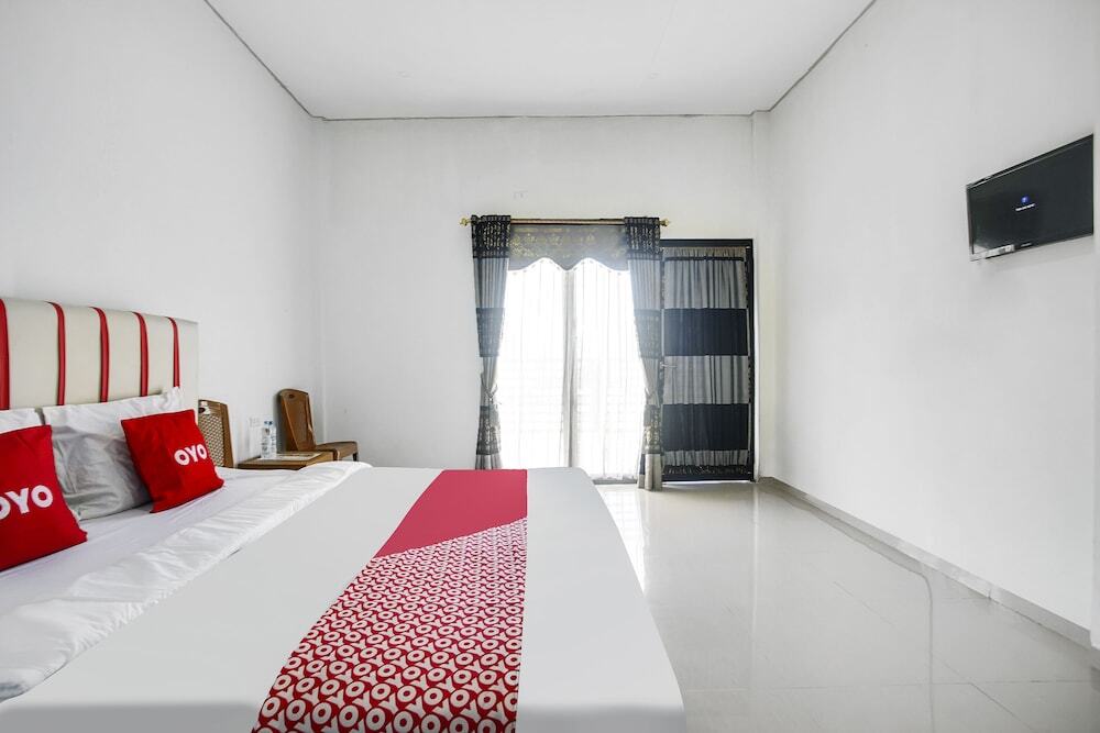 Пасарпулауписанг: OYO 2246 Anjung Bang Oking Hotel & Resort
