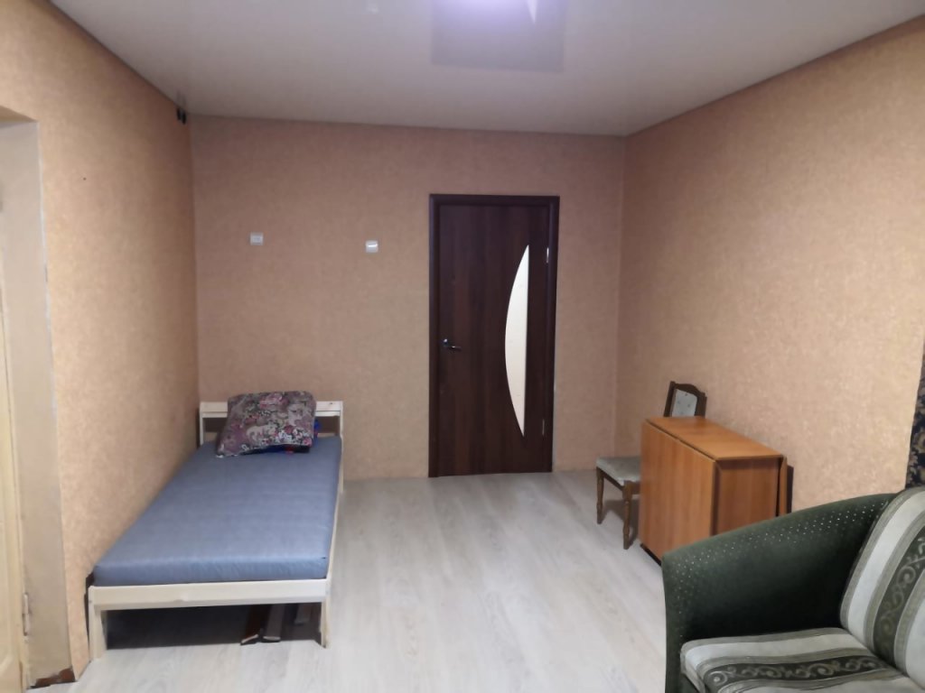 Кировск: Апартаменты двухкомнатная на Парковой 5
