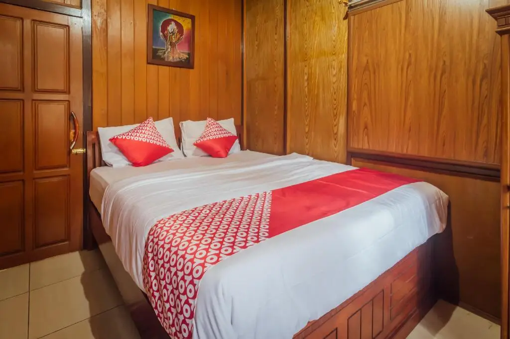 Амбон: OYO 1300 Crecia Guest House