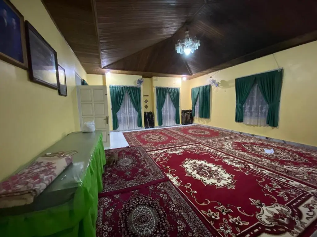 Кайю Агунг: OYO 3205 Penginapan Mikial Ismi Kayuagung Syariah