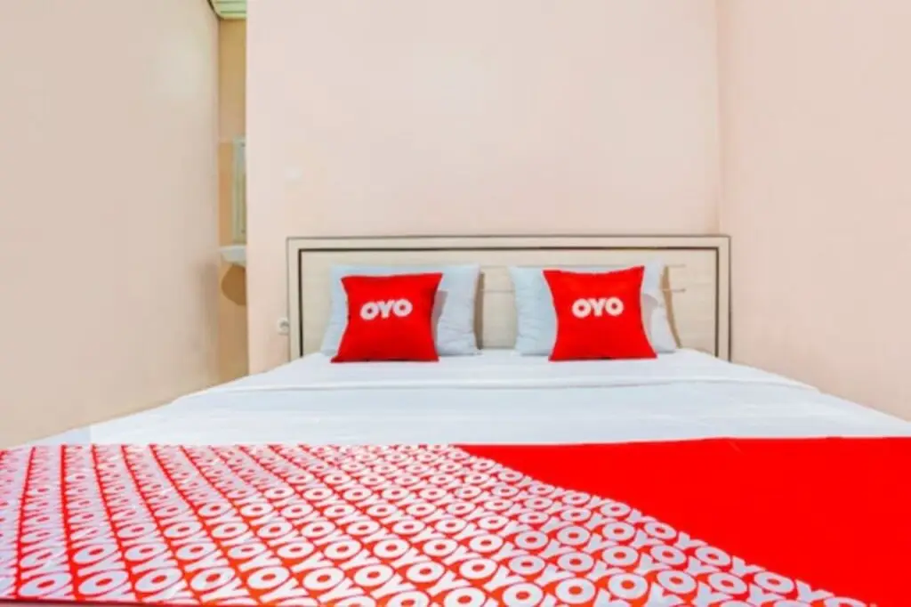 Сумеданг: OYO 2974 Penginapan Roma 88