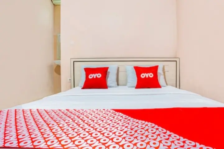 Сумеданг: OYO 2974 Penginapan Roma 88