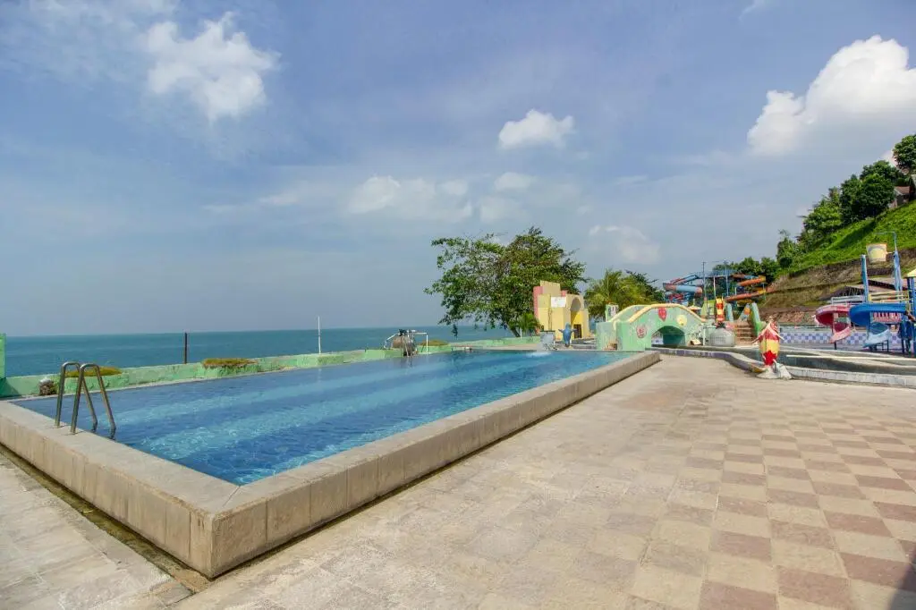 Уэймули: Capital O 3436 Hotel Kahai Beach Resort