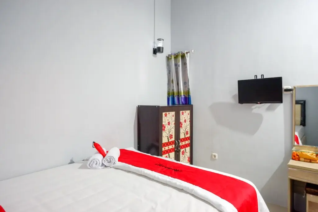 Маджене: RedDoorz @ Hotel Grand Aulia Majene