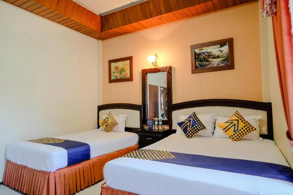 Понорого: OYO 1761 Hotel Dirgahayu