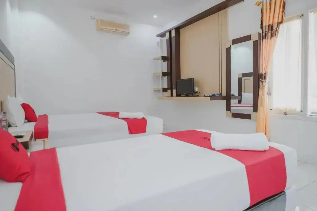 Бангко: RedDoorz near RSUD Kolonel Abundjani Bangko