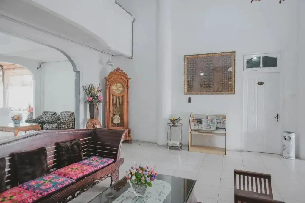 Бангко: RedDoorz near RSUD Kolonel Abundjani Bangko