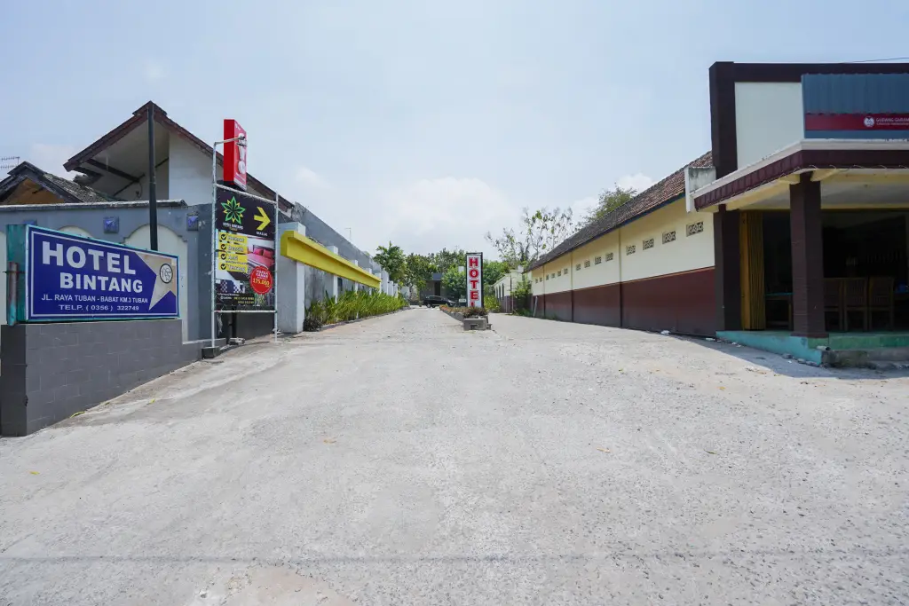 Тубан: OYO 1588 Hotel Bintang