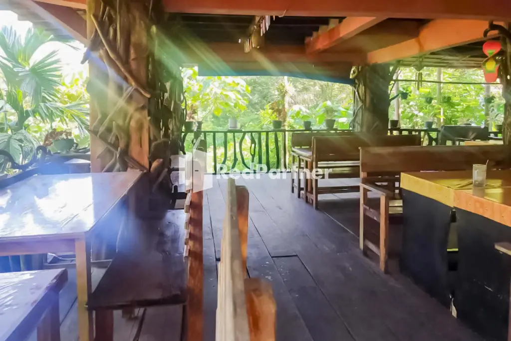 Батанг Серанган: Mountain View Cottages & Restaurant RedPartner