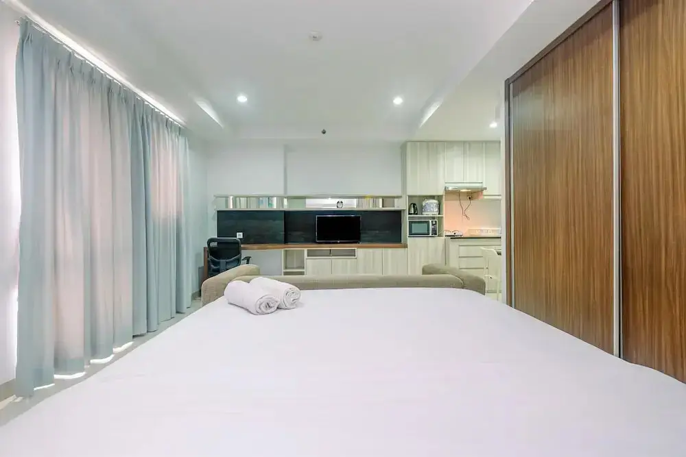 Чикаранг: Brand New Studio Room @ Azalea Apartment