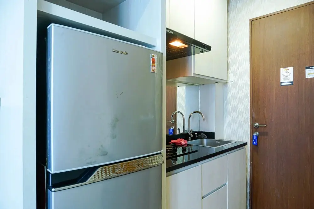 Джакарта: Fully Furnished and Cozy Studio Tifolia Apartment