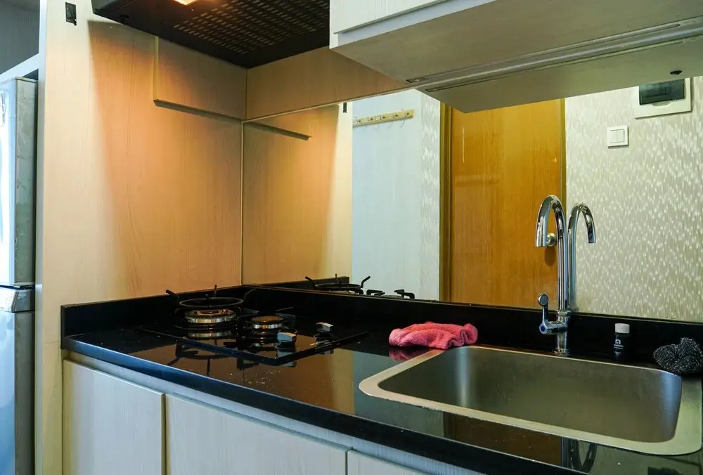 Джакарта: Fully Furnished and Cozy Studio Tifolia Apartment