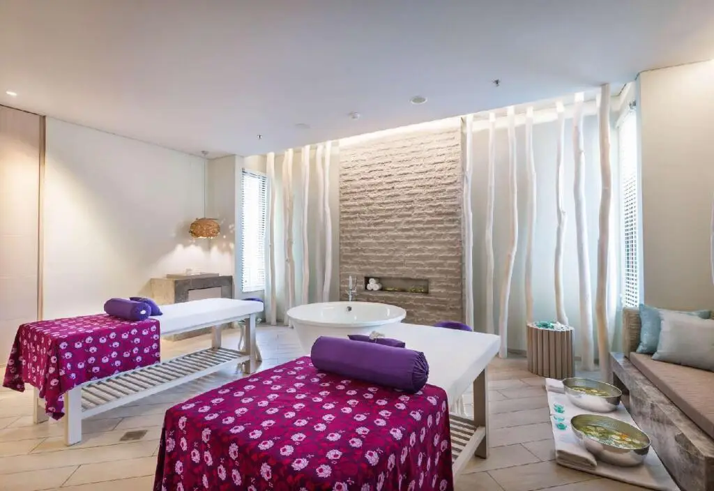 Лабуан-Баджо: AYANA Komodo Resort, Waecicu Beach