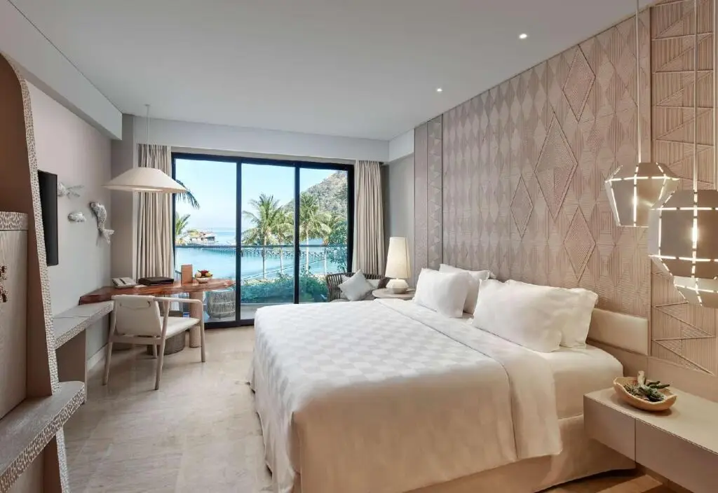 Лабуан-Баджо: AYANA Komodo Resort, Waecicu Beach