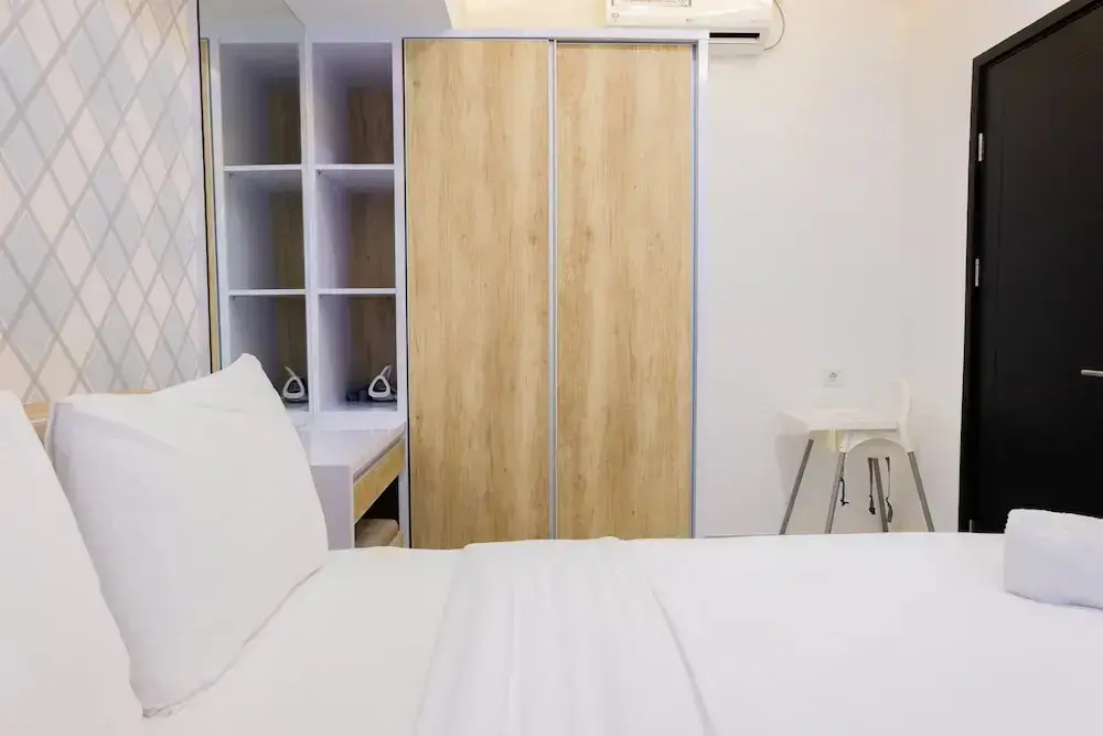 Legok: Nice and Prime Location 1BR Casa De Parco Apartment