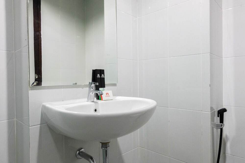 Legok: Nice and Prime Location 1BR Casa De Parco Apartment
