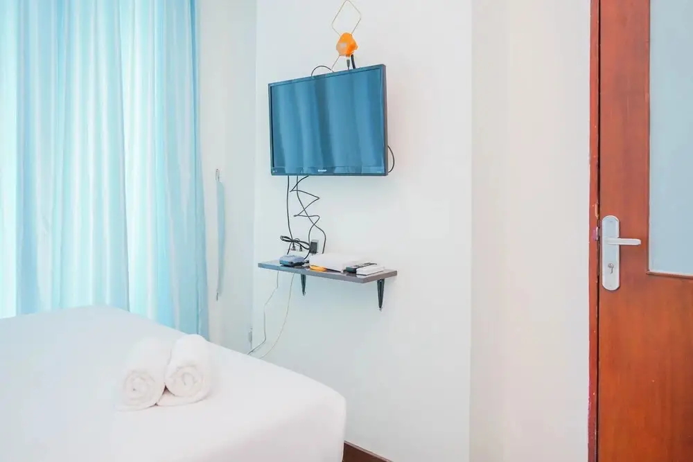 Good Place 1BR Tree Park Apartment near Teras Kota Mall — фото 1