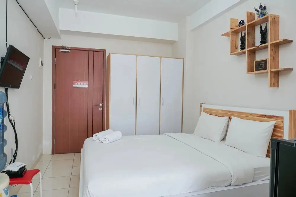 Депок: Comfort Studio Apartment at Margonda Residence 4 near UI