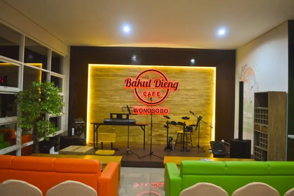 Вонособо: The Cabin Tanjung Hotel