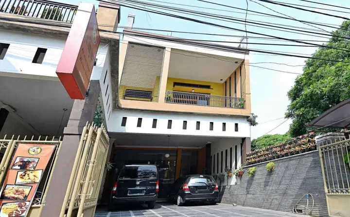 Бандунг: Arinda Guest House
