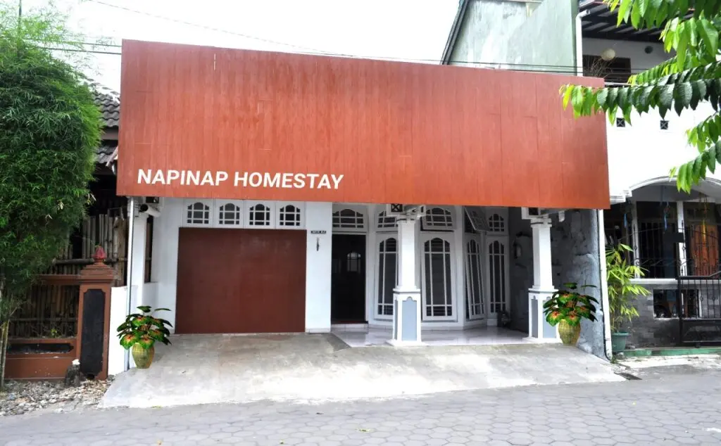 Джокьякарта: Nap Inap Homestay by Reddoors