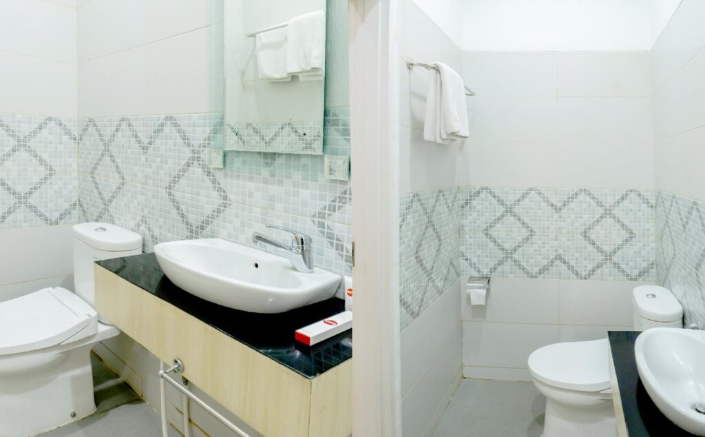Бандунг: Kuwera Inn Guest House by Airy Rooms