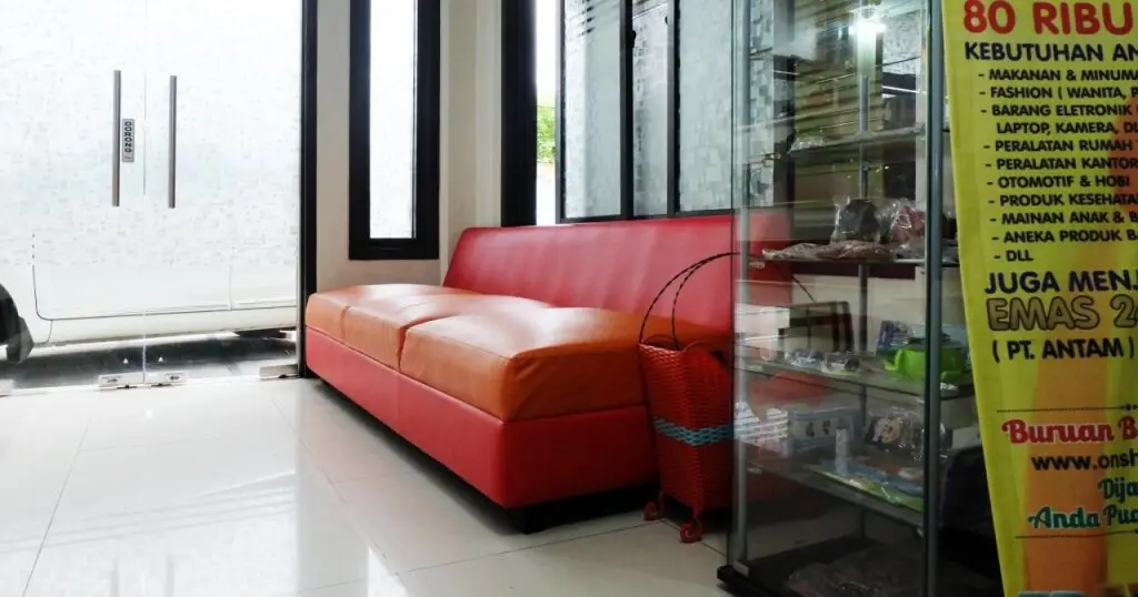 Сурабая: D' Rainbow Guest House