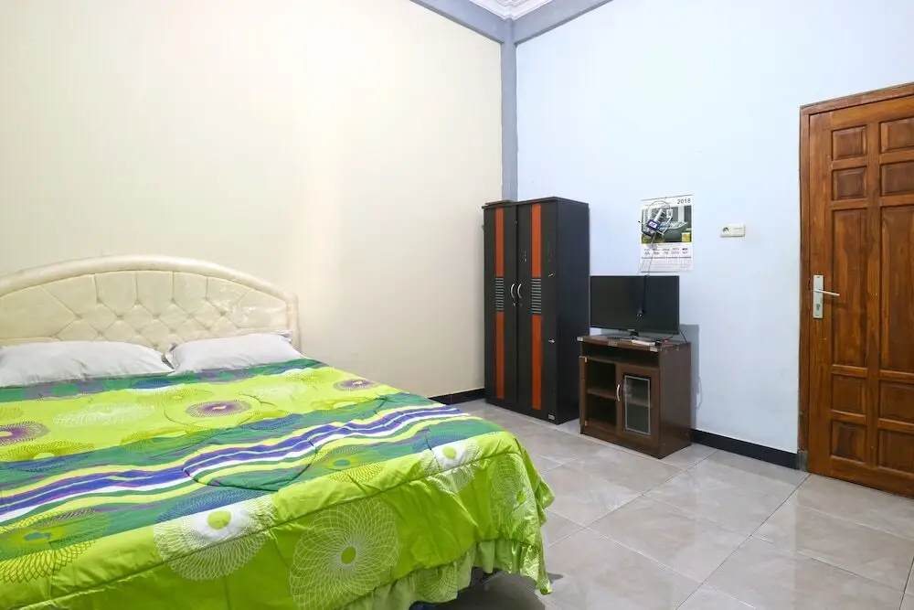 Сурабая: Kartika Homestay Syariah