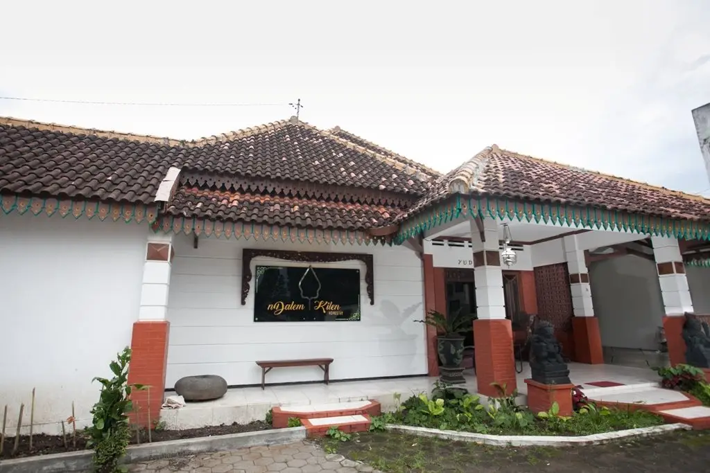 Ndalem Kilen Homestay — фото 1
