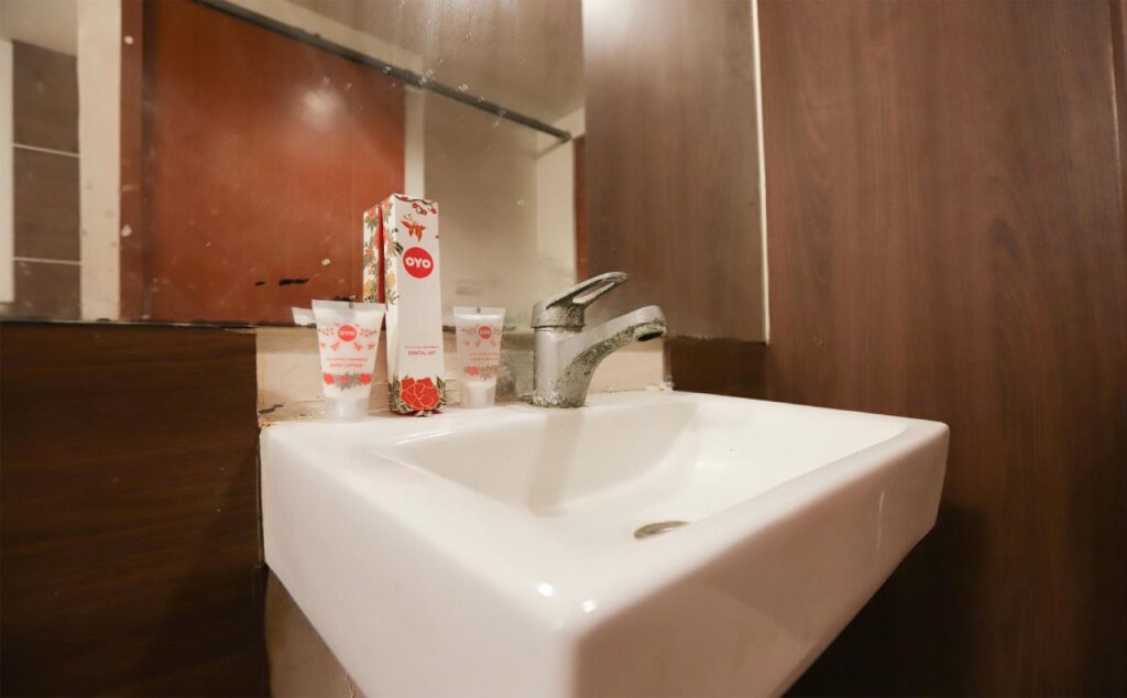 Джакарта: Penthouse Hotel By OYO Rooms