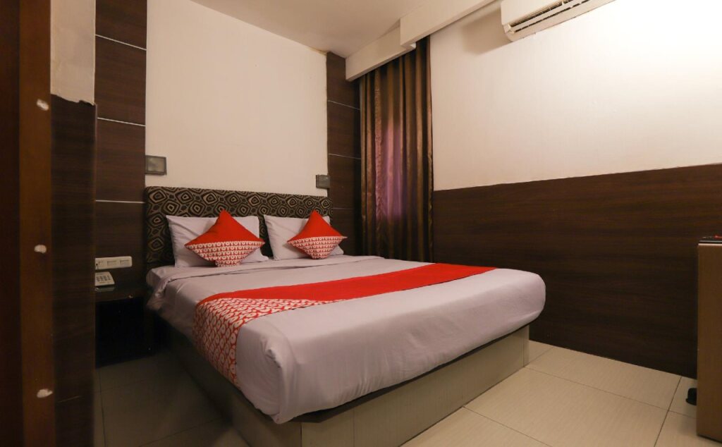 Джакарта: Penthouse Hotel By OYO Rooms