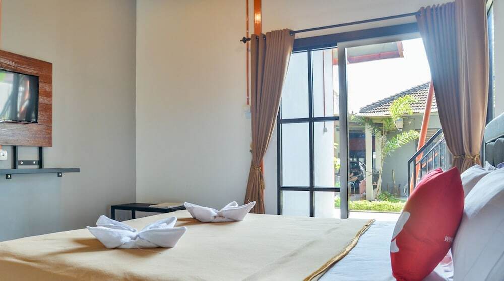 Батуретно: ZEN Rooms Adisucipto Airport Hostel