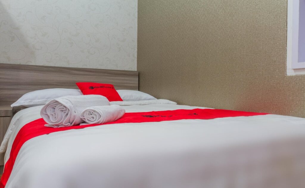 Сумеданг: RedDoorz Plus Near IPDN
