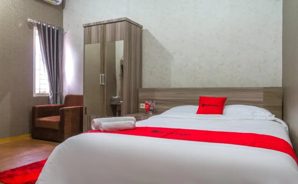 Сумеданг: RedDoorz Plus Near IPDN