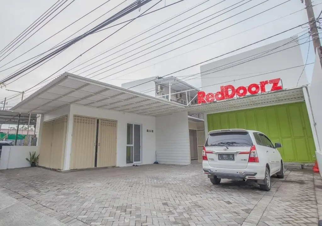 Сурабая: RedDoorz Near Ciputra Golf Surabaya