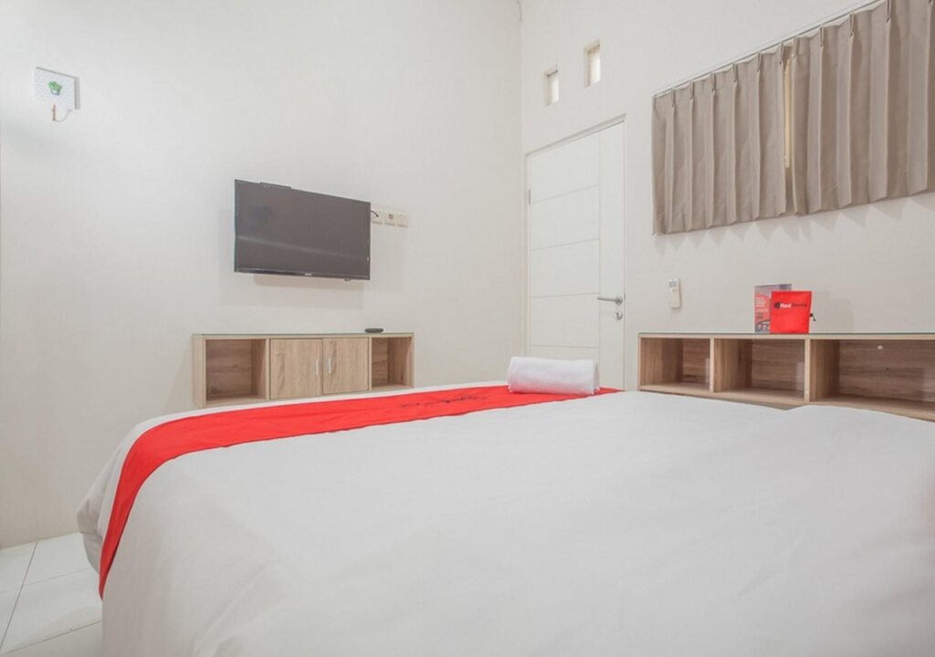 Сурабая: RedDoorz Near Ciputra Golf Surabaya
