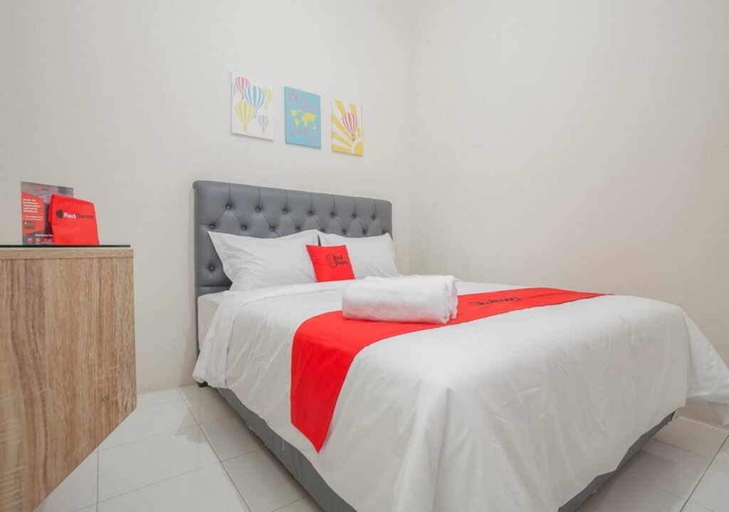 Сурабая: RedDoorz Near Ciputra Golf Surabaya