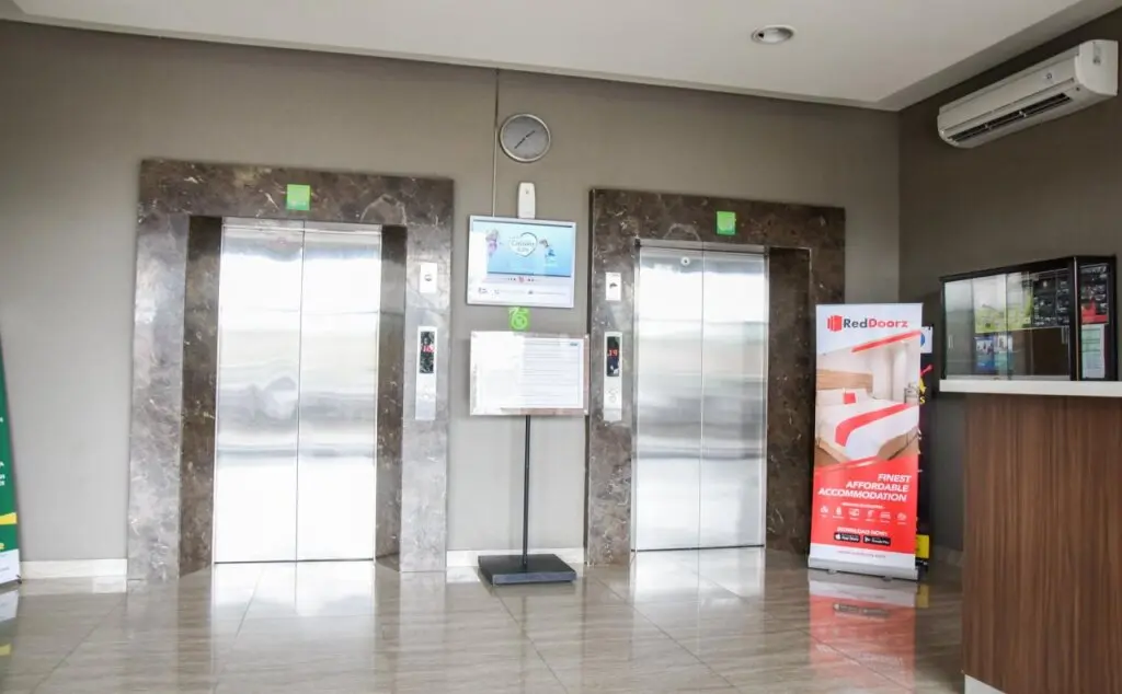 Южный Тангеранг: Apartment Serpong Greenview by Salam Property