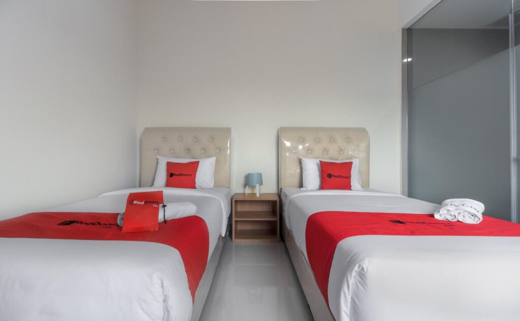 Пеканбару: RedDoorz Near Mall SKA Pekanbaru
