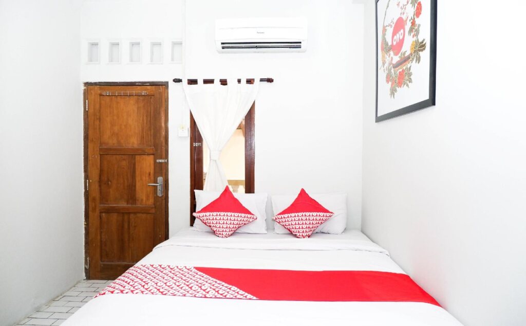 Семаранг: Achterhuis Guest House by OYO Rooms