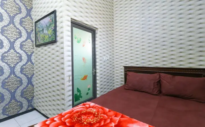 Бату: Bagoes Homestay Malang