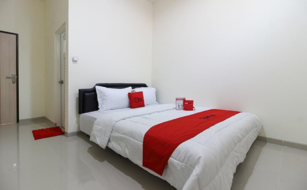 Джокьякарта: RedDoorz Near Malioboro Mall 2