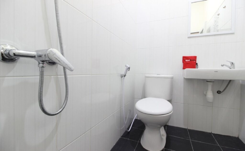 Джокьякарта: RedDoorz Near Malioboro Mall 2