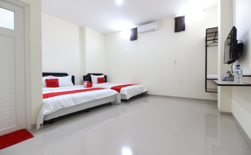 Джокьякарта: RedDoorz Near Malioboro Mall 2