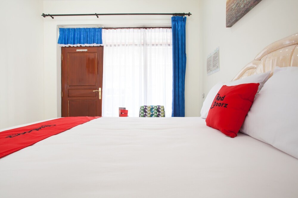 Проболинго: RedDoorz @ Panglima Sudirman Probolinggo