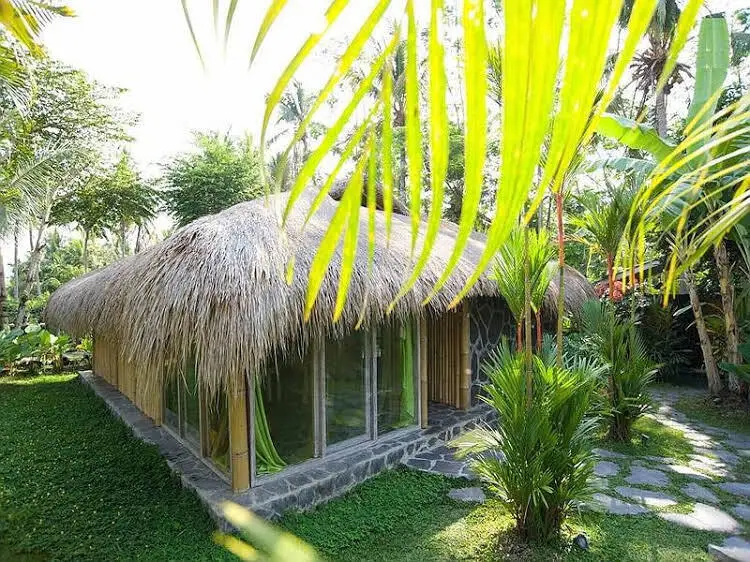 Honeymoon House — фото 1