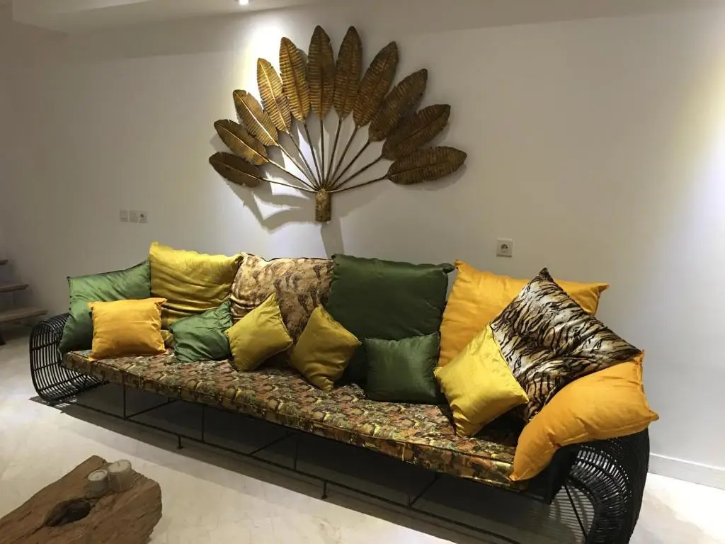 Тембок: Capricia La Villa