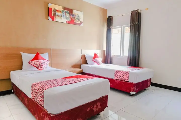 Бату: Grand Ijen Hotel by Oyo Rooms